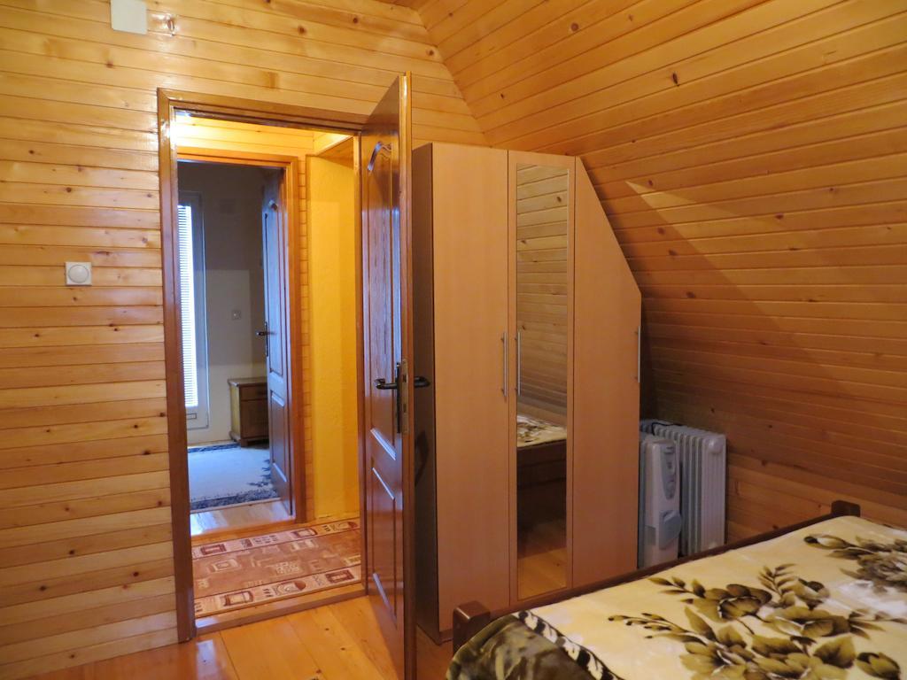 Rooms And Bungalows Sreten Zugic Žabljak Habitación foto